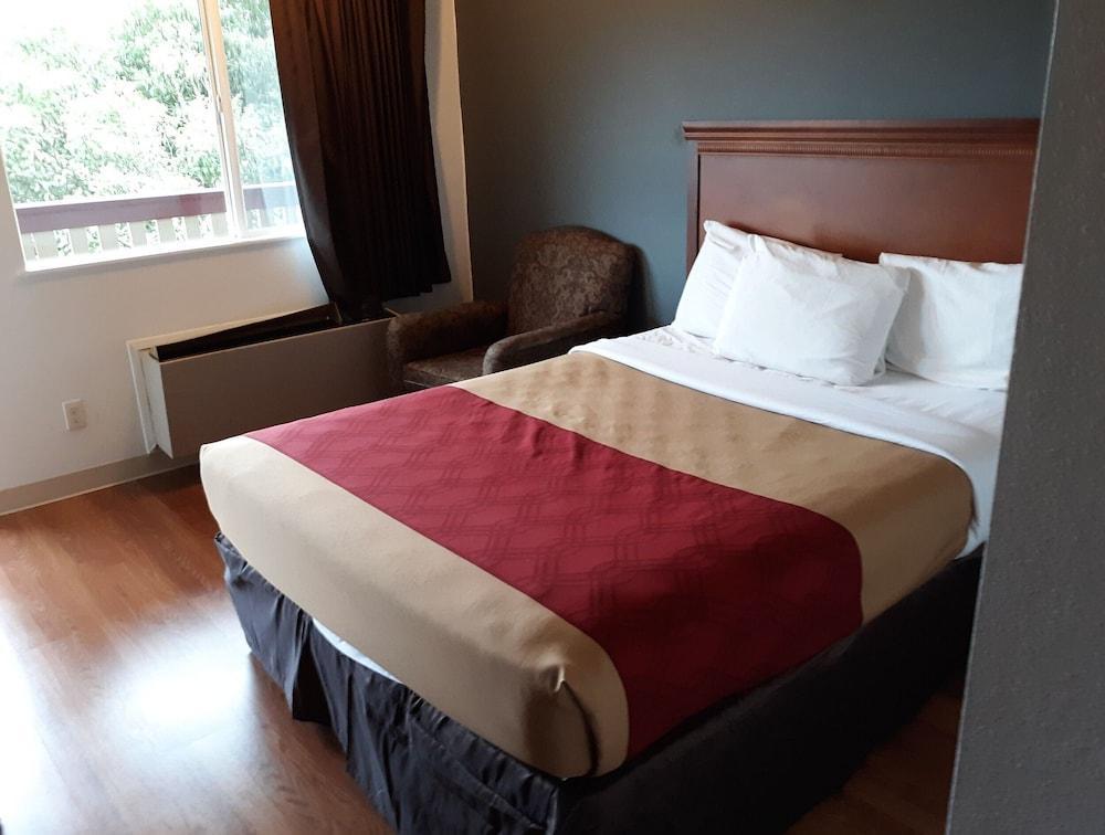 Oyo Hotel Chehalis I-5 South Экстерьер фото
