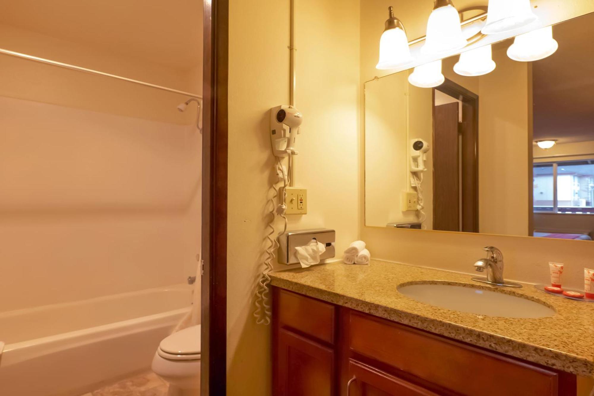 Oyo Hotel Chehalis I-5 South Экстерьер фото